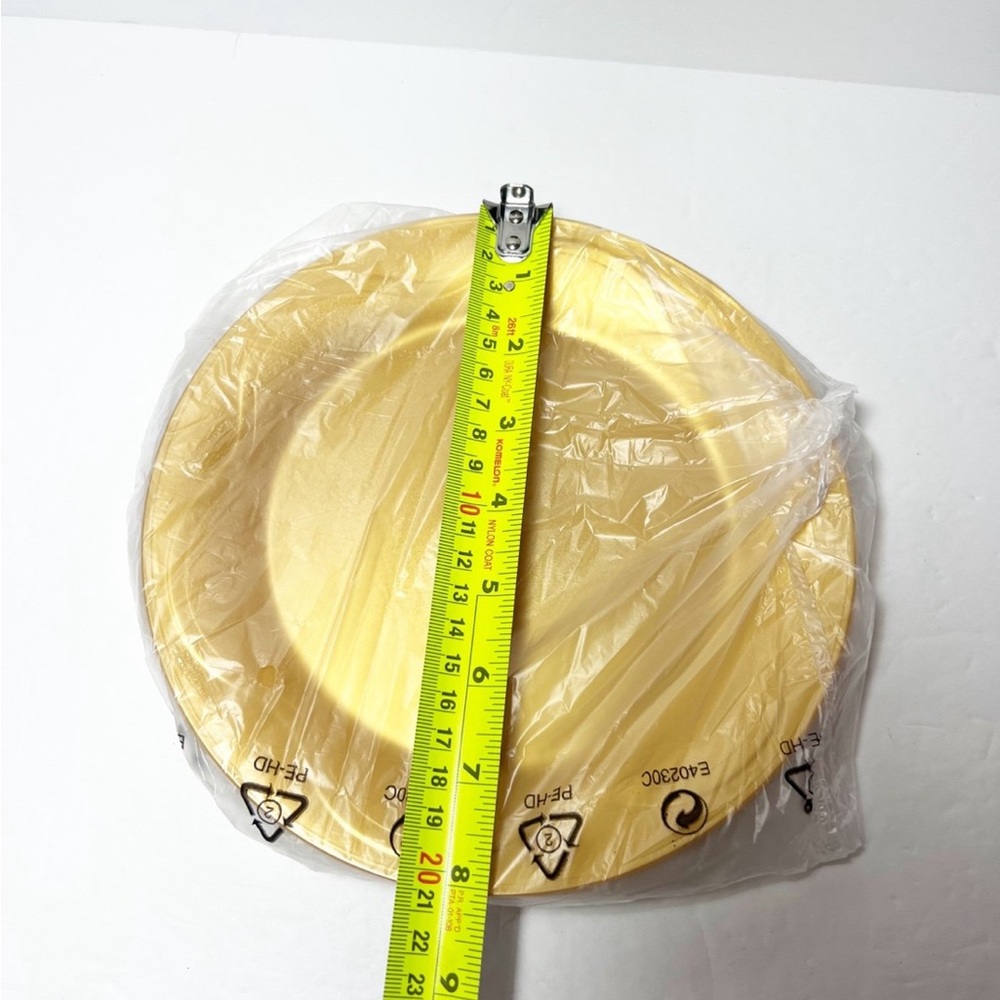 NEW! OPEN HOUSE ROUND DESSERT PLATES -Gold - Picture 4 of 4